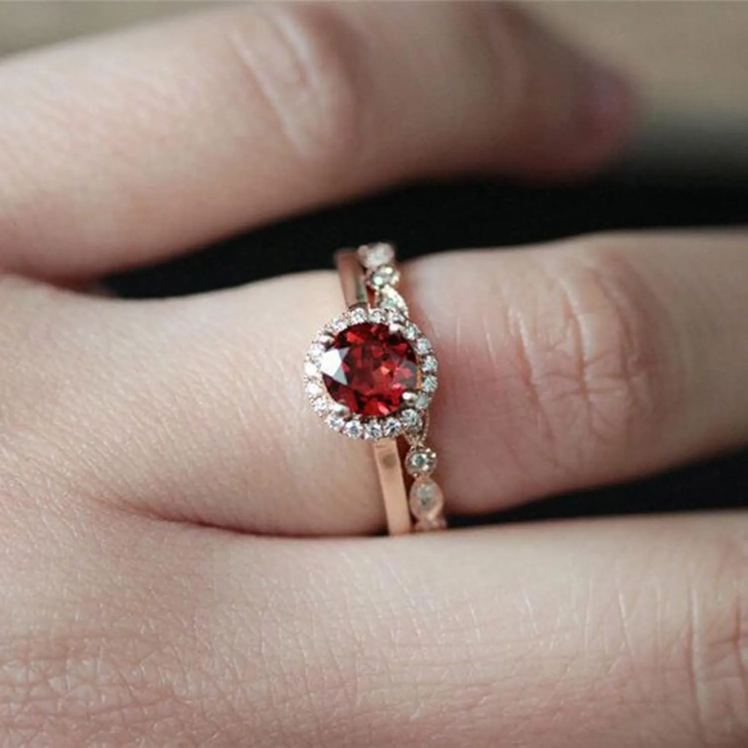 2pcs Cubic Zirconia Wedding Band Stackable Diamond Engagement Ring Exquisite Boho Bridal Ring Set for Women Lady (Gold, 6)