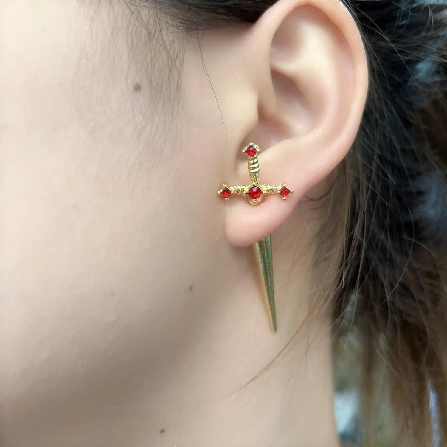 Gothic Sword Earrings Rhinestone Dagger Earrings Cubic Zirconia Punk Sword Earrings Black Gold Retro Sword Screw Earrings Front Back Stud Earrings for Women