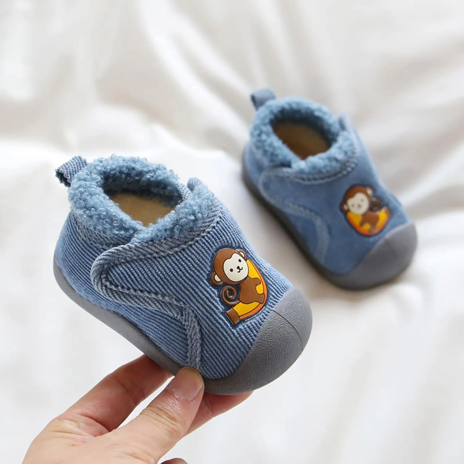 Infant Girls Boys ??artoon Cotton Cloth Plush Shoes Soft Flat Bottom Lightweight Slip On Warm Sport Shoes for Baby Shoes