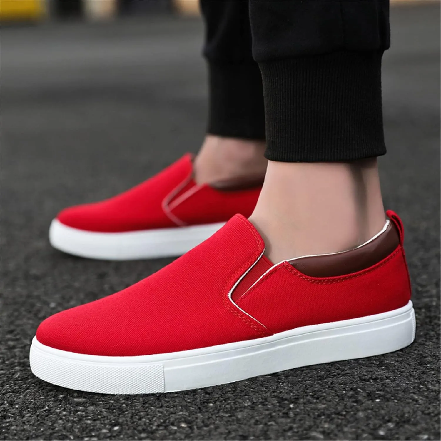 Men's Orthopedic Comfortable Slip-On Shoes Comfortable Lightweight Casual Walking Shoe Convenient Slip On Shoes