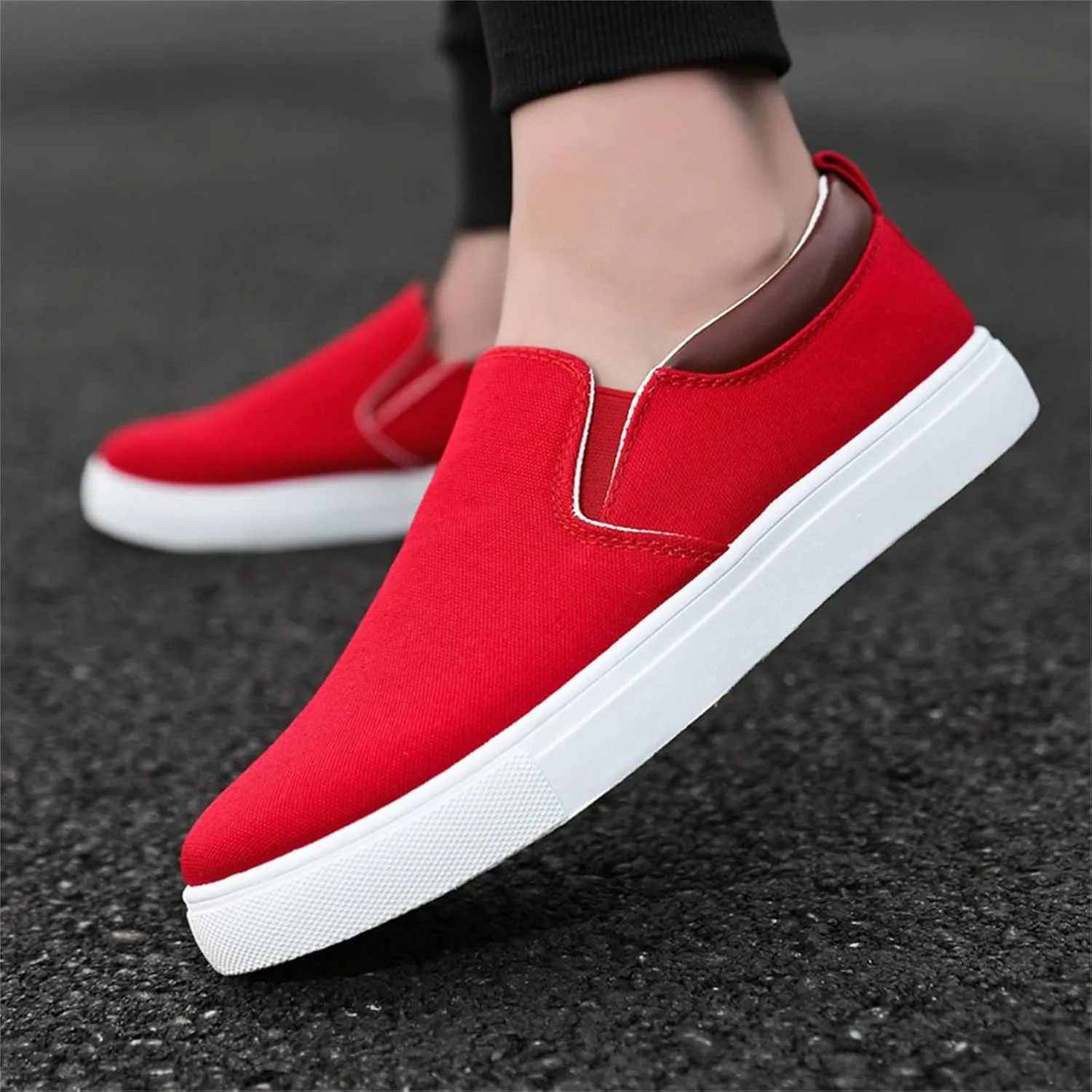 Men's Orthopedic Comfortable Slip-On Shoes Comfortable Lightweight Casual Walking Shoe Convenient Slip On Shoes