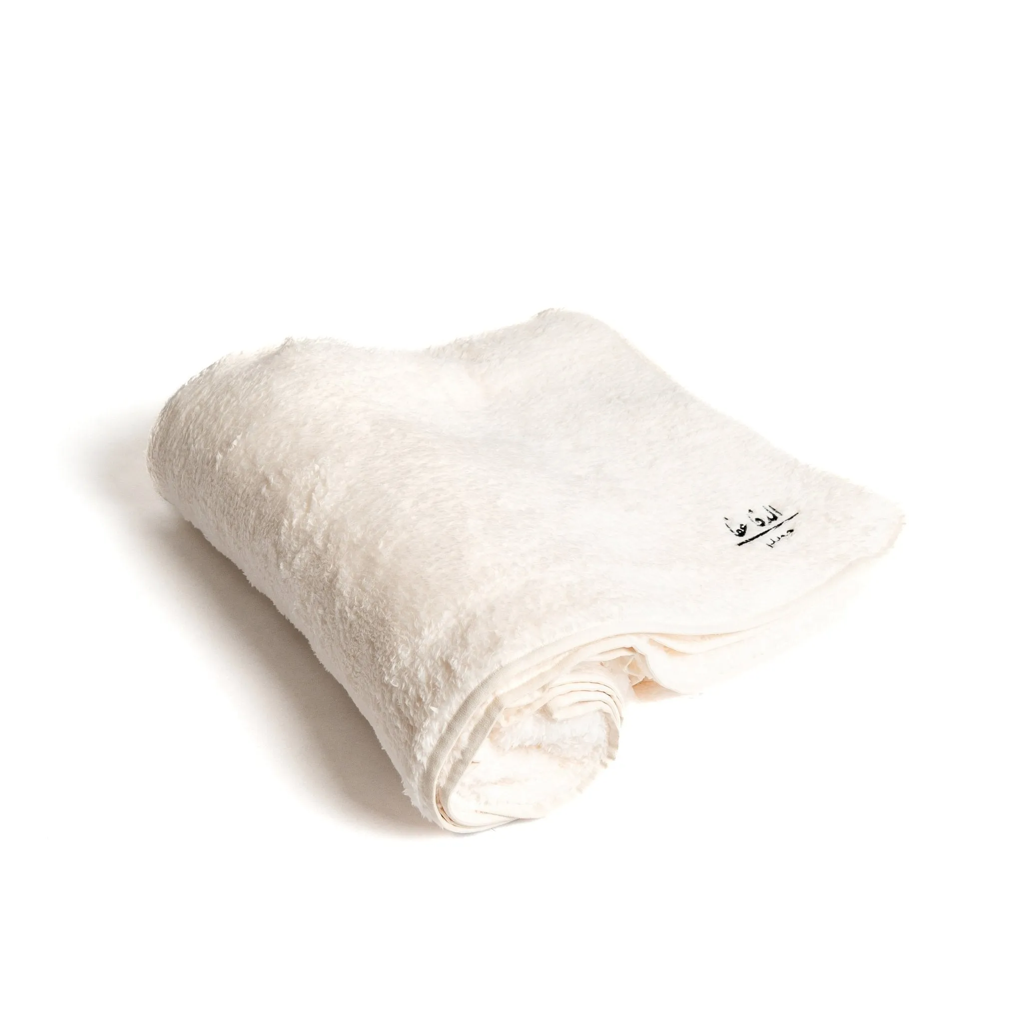 Off White | El Dafa 3afa Blankets