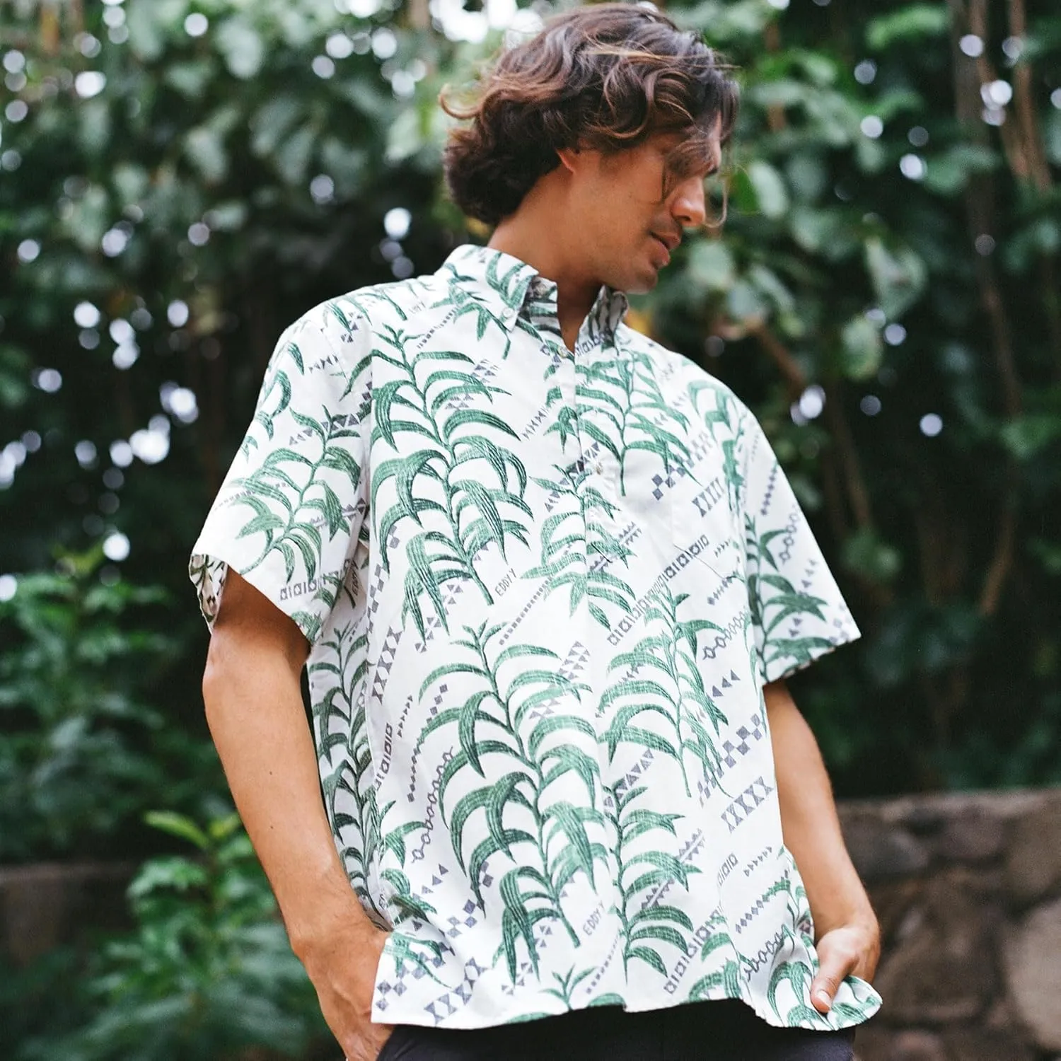 Reyn Spooner Mens Tropical Leaves Hawaiian Aloha Shirt - Button Front
