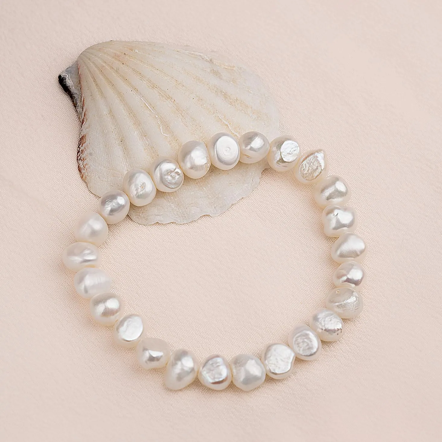Secret & You Pearl Bracelet with White or Colorful Baroque Freshwater Cultured Pearls - Pearls are 8-9 mm 22 Pearls in Total 18 cm Elasticated Band