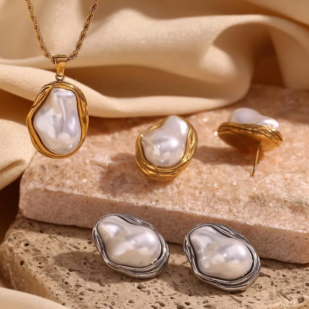 Vintage Pearl Necklace Earrings Jewelry Set, Gold Irregular Baroque Pearl Earrings for Women, 18k Gold Stainless Steel Pearl Pendant Necklace, Trendy and Dainty Hypoallergenic Waterproof Jewelry Gift