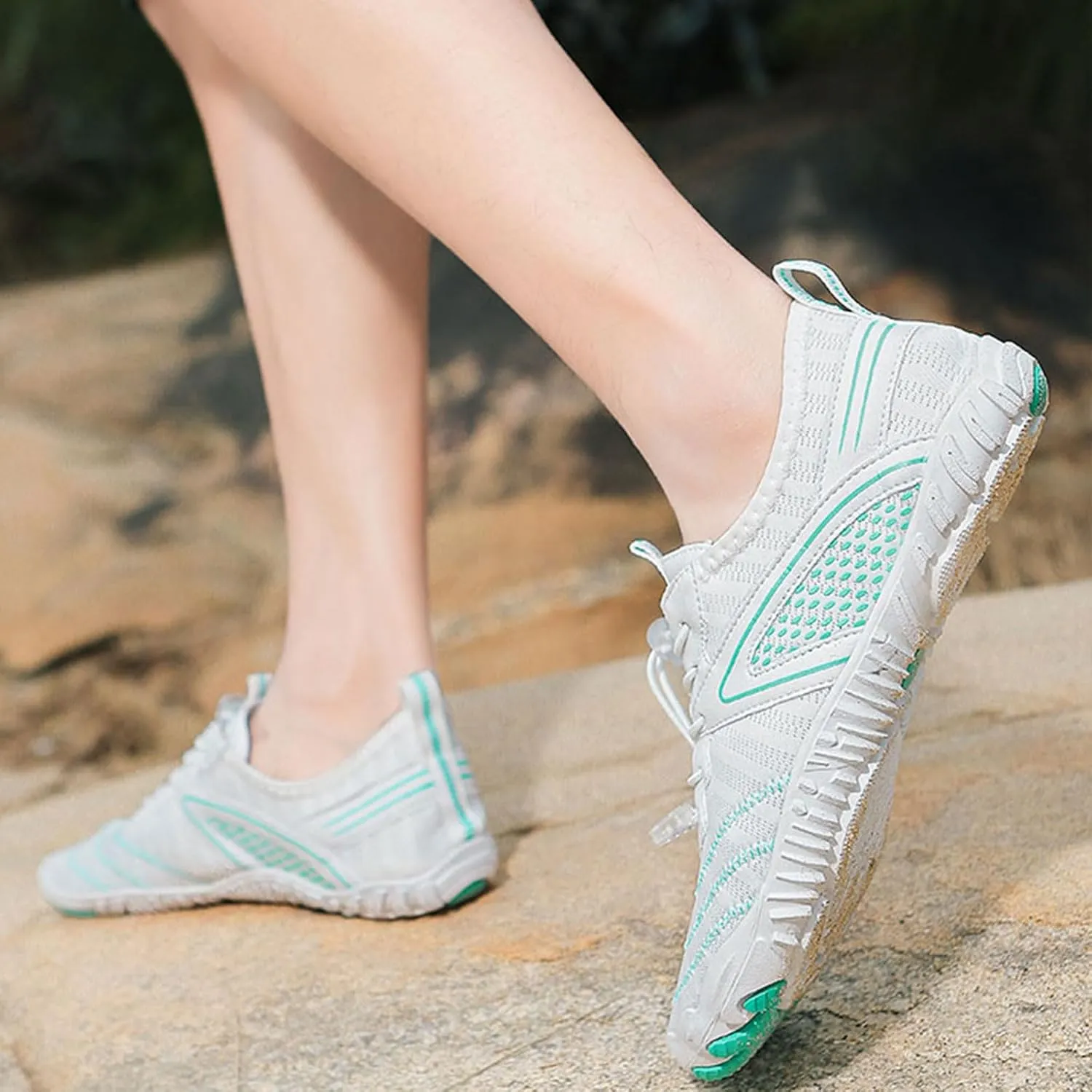 Womens Barefoot Minimalist Shoes, Hike Barefoot Water Shoes for Women Men, with Wide Toe, Suitable for Beach, Swim, Aqua, River, Athletic Sport, Kayaking, Boating, Rock, Yoga, Pool & Lake