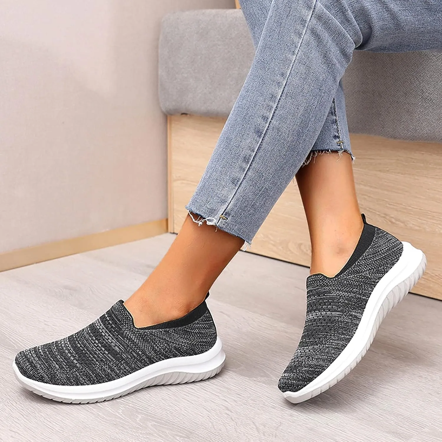 Women's Canvas Slip on Low Top Fashion Orthopedic Sneakers for Women Non Slip Loafer Shoes Classic Comfortable Flat Breathable Casual Shoes Comfortable Walking Shoes