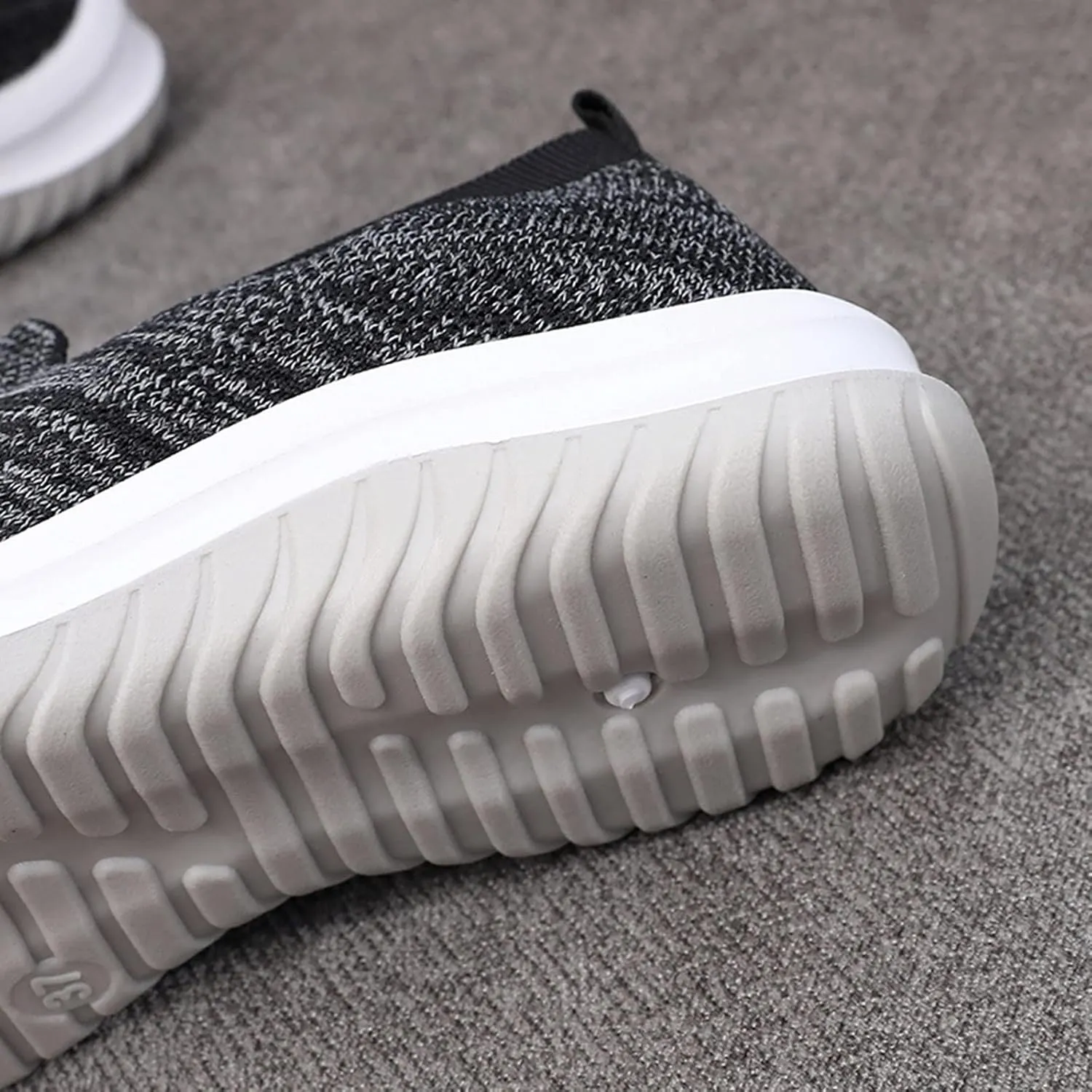 Women's Canvas Slip on Low Top Fashion Orthopedic Sneakers for Women Non Slip Loafer Shoes Classic Comfortable Flat Breathable Casual Shoes Comfortable Walking Shoes