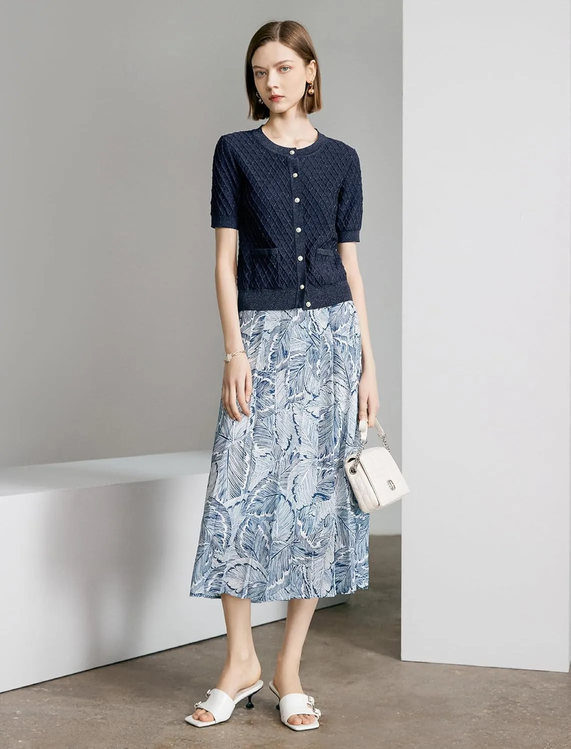 Women's High Waisted Pleated Floral Print Midi Skirt with Zipper Closure